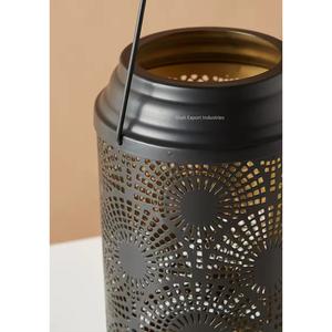 Portavelas de metal decorativo para bodas y eventos, diseñador marroquí, trabajo de corte de metal, linterna de color negro - Product Image 4