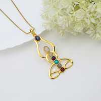 Collier Pendentif Exclusif en Laiton Plaqué Or avec Pierres Précieuses, Chaîne Corde 7 Chakras pour Yoga et Guérison Énergétique