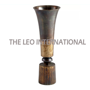 Florero Metálico Industrial de Diseño Lujoso para Lofts Urbanos y Espacios Interiores Minimalistas, Bañado en Oro - Product Image 6