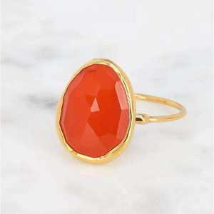 Bague de mariage élégante en onyx rouge et laiton plaqué or 0,5 micron, magnifique collection de créateurs, style classique pour filles, bijoux de fête - Product Image 1