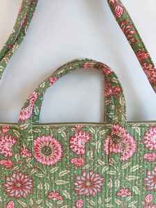 Sac pour ordinateur portable matelassé floral vintage de haute qualité fait à la main avec fermeture éclair et poignée pour les voyages - Product Image 5