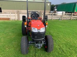 รถแทรกเตอร์คูโบต้า รุ่น B1241 |   รถแทรกเตอร์ดีเซล 24 แรงม้า สำหรับการเกษตร - Product Image 3