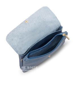 Bolso Bandolera con Solapa y Botón a Presión, Estilo Cartera Compacta - Cuero Genuino Italiano - Hecho a Mano - PS530 - Product Image 3