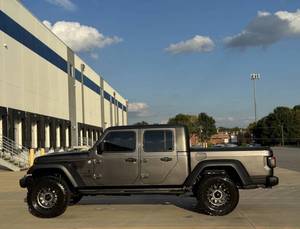 Precio bajo, Jeep Gladiator Sport 2020, auto usado en venta - Product Image 5