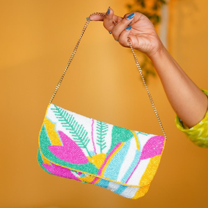 Pochette perlée personnalisée personnalisée Sac à main avec broderie à la main Monogram Initial Designer Wedding Party by glowin fashion - Product Image 6