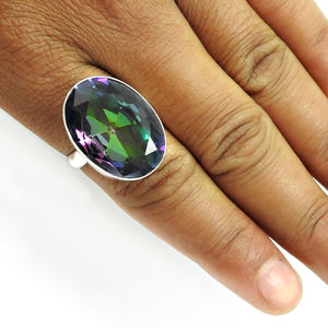 Anillo de plata de estilo bohemio hecho a mano, joyería de plata de ley 925, Topacio místico, piedra preciosa, anillo de tendencia, joyería para mujer, regalo para ella - Product Image 1