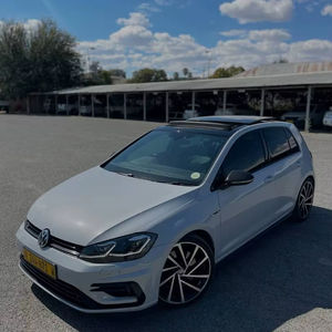Volkswagen Golf 2020 Usado en Buen Estado - Product Image 1