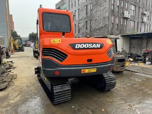 Miniexcavadora Usada DX75 Doosan 7 Toneladas Alto Rendimiento Bajo Precio en Venta Dh55 Dh60 Dx55 Dx60 en Stock - Product Image 3