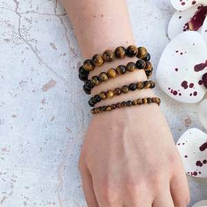 Pulsera de cuentas de ojo de tigre de oro natural Pulsera redonda suave de ojo de tigre de alta calidad Pulsera de ojo de tigre de 8 mm para regalo personalizada - Product Image 3