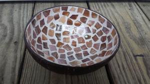 2023 Handcrafted Natural Coconut <b>Bowls</b> with Mother of Pearl Disposable Wholesale From Vietnam - Product Image 5