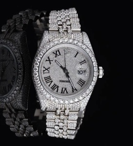 La mejor calidad Iced Out Moissanite Diamond Watch caja redonda Acero inoxidable esfera blanca Diamond Watch Precio al por mayor - Product Image 1