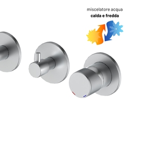 Serie Jazz Plus Set miscelatore da bagno a leva singola montato a parete doccia a mano In nichel spazzolato incorporato-imballaggio Hardware da bagno Premium - Product Image 2