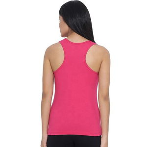 เสื้อกล้ามเข้ารูปแบบถักสำหรับผู้หญิงสไตล์ Haus - Product Image 3