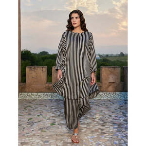 Vestido Kurta Berber Elegante a Rayas, Largo hasta el Suelo, para Mujer, con Cierre y Detalles de Diamantes - Product Image 2