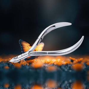 Pinza para cutículas de uñas de acero inoxidable, manicura de belleza de acero inoxidable, pinza para uñas de acero inoxidable de alta calidad, cortaúñas, Pakistán - Product Image 2