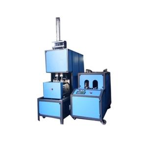 Machine de soufflage de bouteilles en PET semi-automatique, approvisionnement direct d'usine, pour les petites usines de bouteilles d'eau, disponible au meilleur prix - Product Image 4