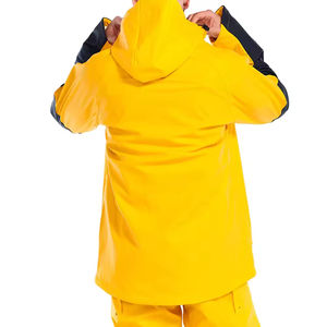 Chaqueta de montaña con cuello levantado para hombre de alta calidad 2025, chaqueta impermeable a prueba de viento con capucha para hombre - Product Image 5