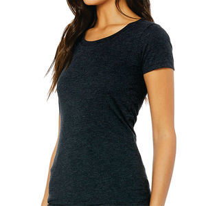 50% Polyester 25% Airlume peigné et anneau filé coton 25% rayonne 40 simple 3.8 oz noir de charbon de bois Triblend manches courtes femmes T-S - Product Image 5