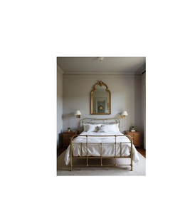 Cadre de lit en laiton antique pour une décoration de chambre à coucher d'inspiration patrimoniale avec une construction solide, style traditionnel, confort luxueux - Product Image 3