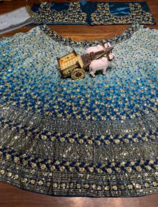 Vêtements de travail d'été pour adultes élégants paillettes de broderie en soie Chinon avec rembourrage Cancan et toile Patta - Product Image 6