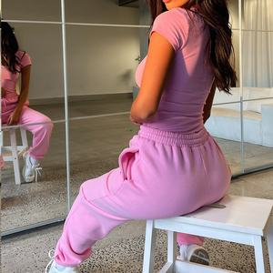 เสื้อยืดแขนสั้นสำหรับผู้หญิงเซตเสื้อครอปแขนสั้นสำหรับใส่วิ่งจ๊อกกิ้งเล่นกีฬาฤดูร้อนโลโก้ออกแบบได้ตามที่ต้องการ - Product Image 4