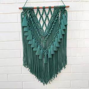 Décoration murale en macramé Boho tissée à la main Design en coton moderne pour Diwali et Noël avec options de couleur personnalisées - Product Image 1