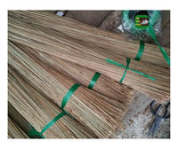 Penjualan Terbaik Nipa tongkat sapu kelapa alami Midrib kelapa untuk menyapu sapu warna coklat Vietnam ekspor Nipa tongkat sapu kelapa