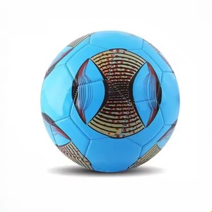 Balón de fútbol de cuero de PVC Alaay tamaño 5 para entrenamiento al aire libre y deportes con alta retención de aire Impresión de logotipo personalizable - Product Image 2