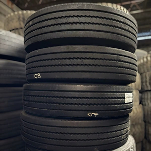 ยางรถบรรทุกสำหรับรถกระบะและรถ SUV - Product Image 1