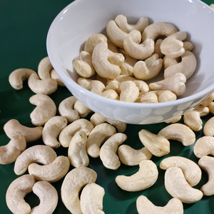 Prix usine noix de cajou WW240 Kaju Badam noix noyaux SANTIGO noix de cajou à faible quantité minimale de commande origine vietnamienne - Product Image 1