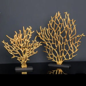 Escultura de Árbol de Metal de Aluminio Hecha a Mano, Diseño Art Deco Moderno, Acabado Dorado Pulido, Decoración para el Hogar, Adorno de Mesa - Product Image 1