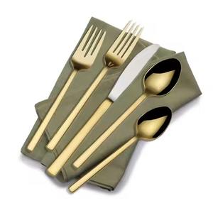 Ensemble de vaisselle et de couverts en acier inoxydable de luxe argenté, moderne, compatible lave-vaisselle, pour la cuisine, la salle à manger, les événements d'entreprise et les fêtes - Product Image 6