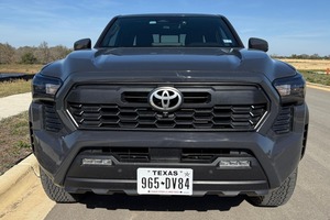 Toyota Tacoma TRD Off-Road Premium 2024 Usada, Doble Cabina, 4x4, Turbo de 4 Cilindros, 4WD - Product Image 6