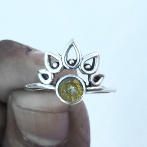 Nouvelle arrivée Citrine pierre précieuse bague à facettes cadeau pour elle 925 en argent Sterling bague en gros à la main bijoux fins femmes filles - Product Image 1