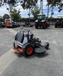 Tondeuse autoportée à rayon de braquage zéro BOBCAT ZS4000 avec moteur de boîte de vitesses à pompe - pour les industries de la construction - Nouveau - Product Image 3