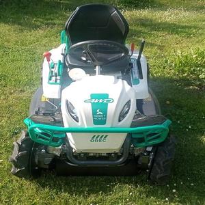Rm982F Rabbit lawn mower Buy Premium Quality Fast Delivery for precision <b>cutting</b> and convenient garden care - Product Image 1