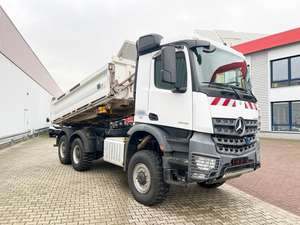 Camión Pesado Mercedes-Benz AROCS 3242-45 6x6 Euro6 Diésel 2015, Transmisión Automática, Volante a la Izquierda, 31-40T, Cámara 360, en Venta - Product Image 4