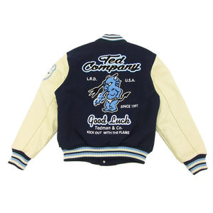 Chaqueta universitaria fina clásica con cuello levantado Estilo hip hop atemporal para primavera - Product Image 2