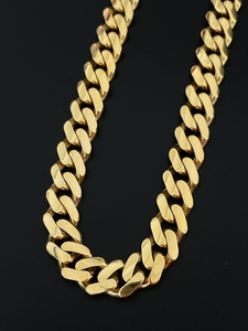 Collier chaîne cubaine en moissanite pour unisexe, design cubain classique avec brillance moderne pour les personnes confiantes et élégantes - Product Image 3