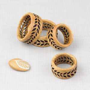 แหวนรองจานแบบหลายวัสดุที่เป็นมิตรกับสิ่งแวดล้อมสำหรับตกแต่งโต๊ะ - Product Image 1