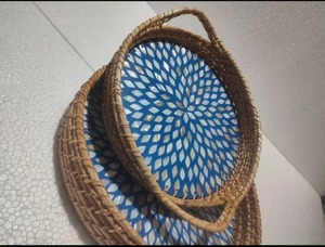 Bandeja de MDF Hecha a Mano de Primera Calidad con Incrustaciones de Nácar, Acabado Pulido, Personalizable, para Servir y Almacenar, Decorativa - Product Image 2