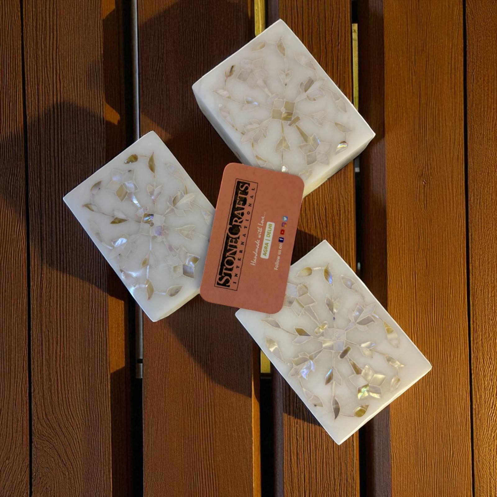 Comme indiqué dans l'image