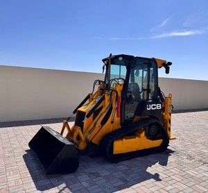 Chargeuse JCB 1CXT et attache pour mini-chargeuse, matériel de construction actuellement disponible à la vente - Product Image 1