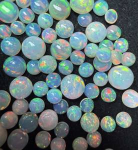 Opale de feu d'Éthiopie de qualité supérieure, naturelle, ronde, cabochon, lot de 3 à 10 mm, pierre précieuse en vrac, opale de feu d'Éthiopie pour la fabrication de bijoux - Product Image 4