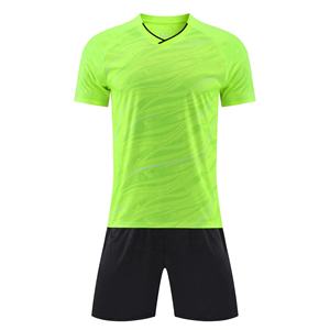 Dernière conception de maillots et shorts pour hommes avec impression de logo personnalisé pour adultes à des prix de gros vêtements de football - Product Image 3