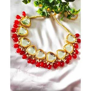 Ensemble de collier plaqué or 24 carats Kundan Meenakari avec perles rouges, bijoux de mariée vintage raffinés pour cadeaux - Product Image 2