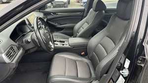 Honda Accord Sport 1.5T CVT FWD d'occasion, conduite à gauche, modèle 2020, 1 à 25 000 miles, sans accident - Product Image 2