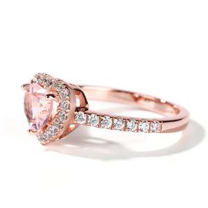 Anillo Jeulia con Incrustaciones de Plata de Ley y Morganita Sintética en Corte Corazón, Chapado en Oro Rosa - Product Image 3