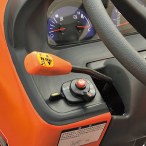 Kubota รถแทรกเตอร์ขับเคลื่อนล้อ30hp 50hp-120hp เครื่องยนต์ดีเซลสำหรับการเกษตร - Product Image 3