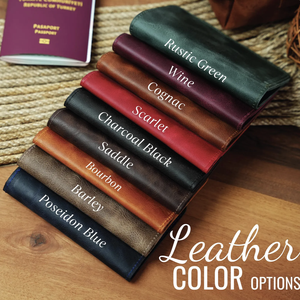 Porta Pasaportes de Cuero Personalizado, Regalo de Despedida, Cartera de Viaje, Estuche para Pasaporte de Cuero con Monograma, Regalo Personalizado para Él - Product Image 6